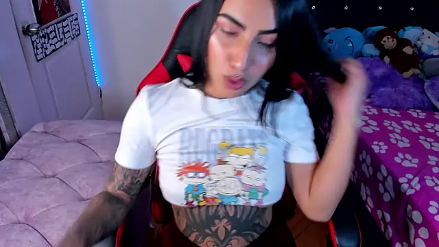 Samanthademonx20  online show from July 15, 7:29 pm
