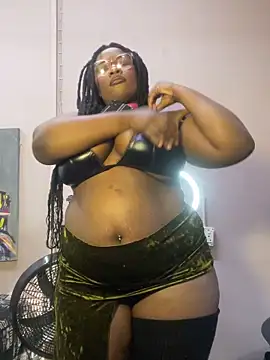 CurvyCocoxxx online show from June 7, 1:29 pm