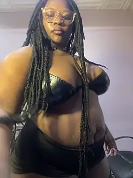 CurvyCocoxxx online show from June 8, 9:21 am