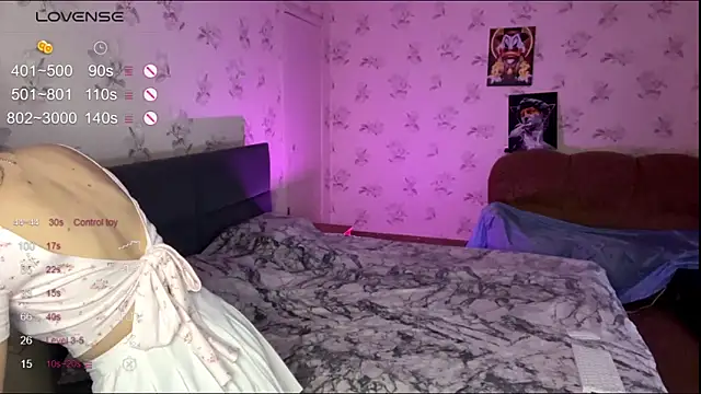 DiaDavidson online show from October 16, 6:21 pm