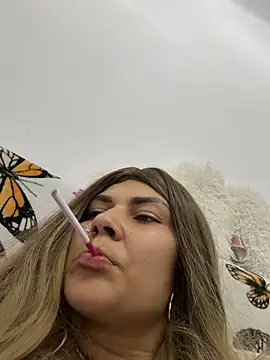 MiaKiittyy online show from June 11, 8:27 pm