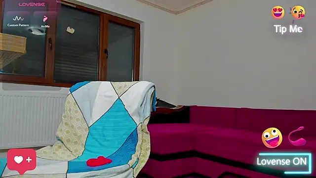 MiaKiittyy online show from January 31, 8:40 pm