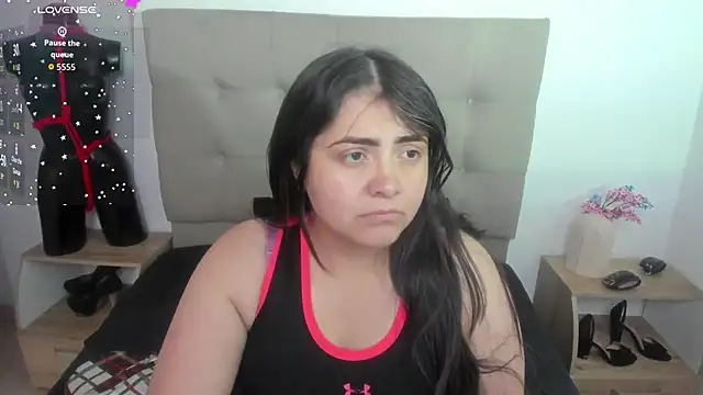 TifanyAmazinng online show from October 23, 12:22 pm