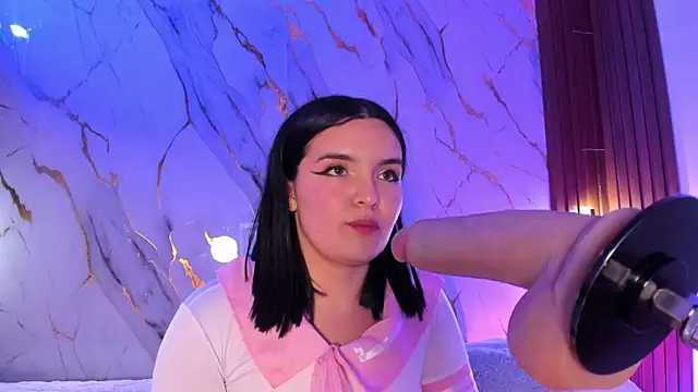 alicecute77 online show from July 3, 12:49 am