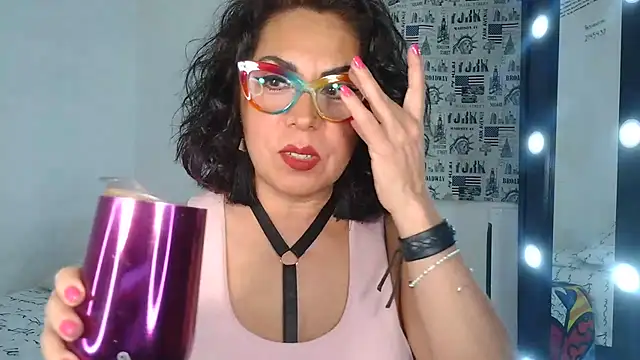 SweetCatheryne online show from July 13, 11:05 pm