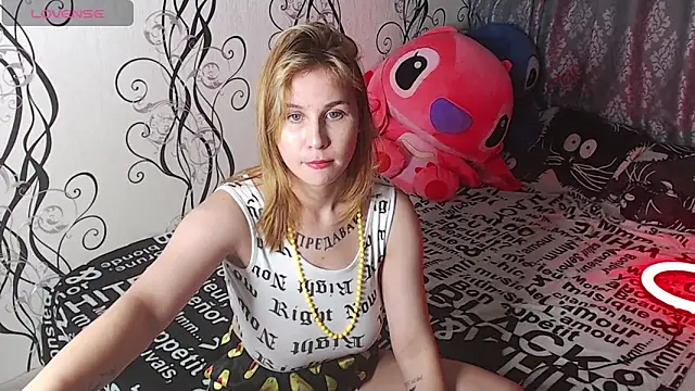 RoyAngela online show from September 24, 8:41 pm