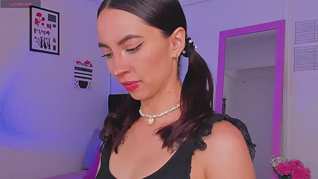 Aryane art  online show from December 13, 10:38 pm