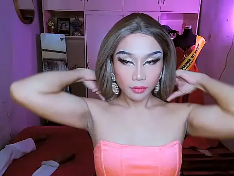 YourNikkieXxx online show from October 23, 1:17 pm