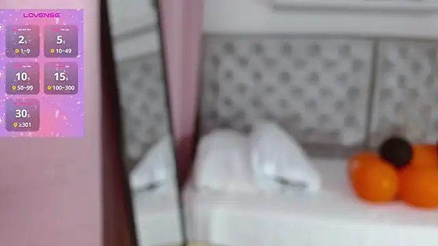 angiellam online show from October 15, 6:54 pm