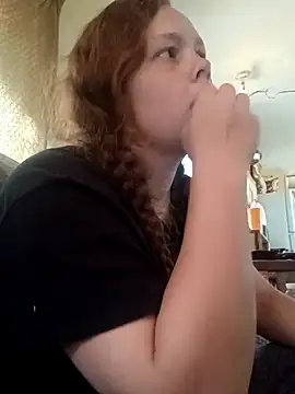 countrymomma online show from April 24, 5:38 pm