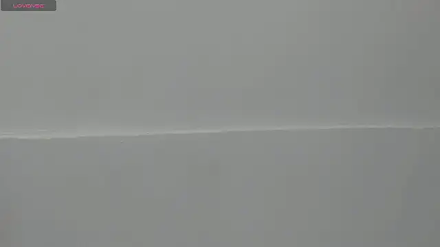 VioletRose as online show from February 11, 8:10 pm