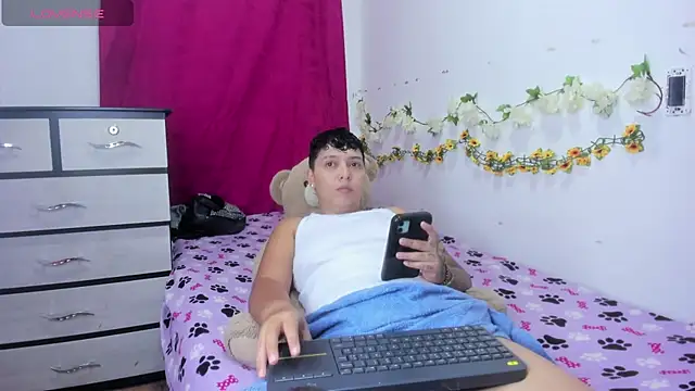 GODDESSS777 online show from December 3, 11:40 pm