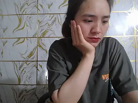 Lyzizi lovely09 online show from April 28, 1:36 am