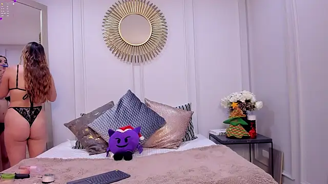 CharlotteBrownn  online show from December 17, 5:00 am