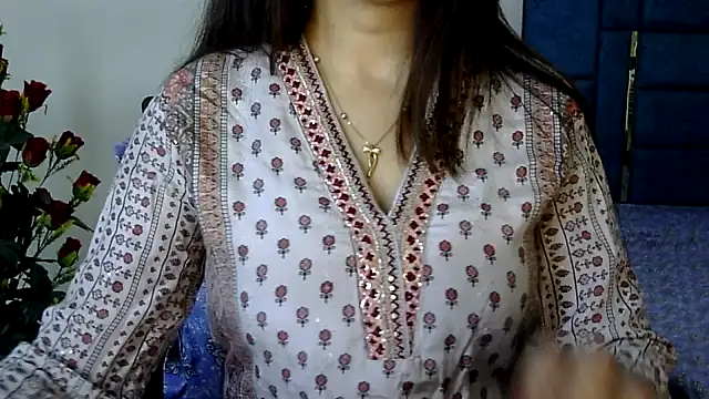 Rumi cute online show from July 27, 6:05 pm