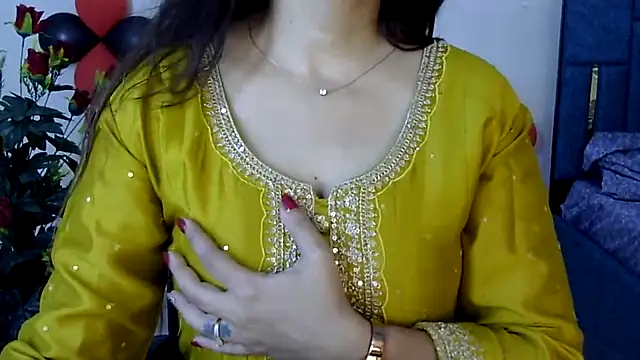 Rumi cute online show from July 16, 5:06 pm