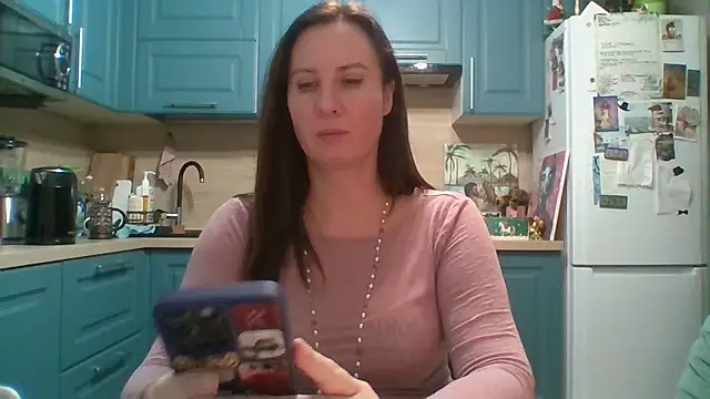 ALICAINWONDERLAND online show from January 10, 8:02 pm