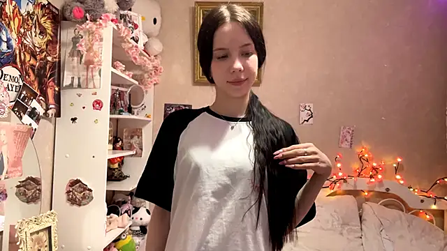 AxyKitten online show from November 13, 3:44 pm