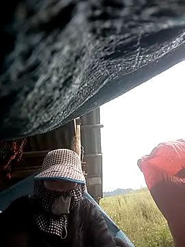 CoMay003 online show from October 22, 1:54 am