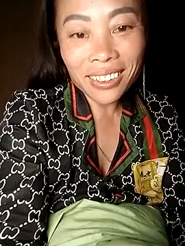CoMay003 online show from April 26, 2:48 pm