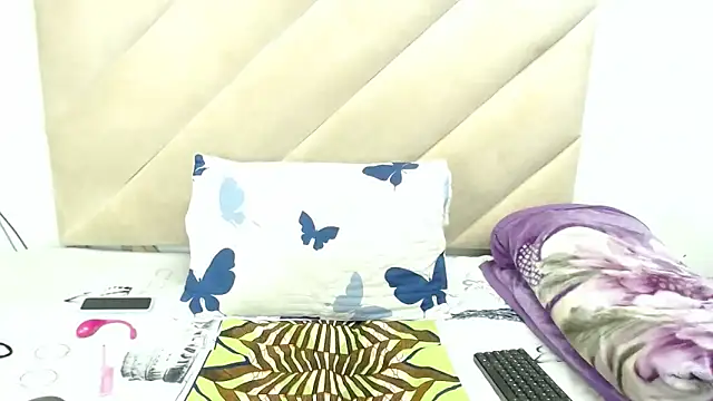 XXBUBBLYBARBIEXX online show from June 10, 7:18 am