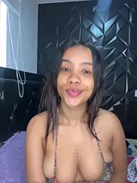 samiacooper25 online show from July 30, 12:50 pm