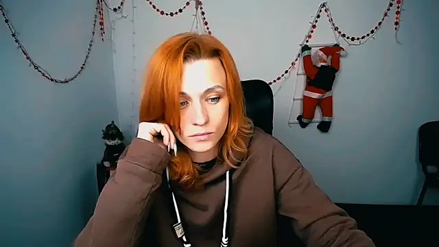 PeppyMia online show from December 18, 8:30 am