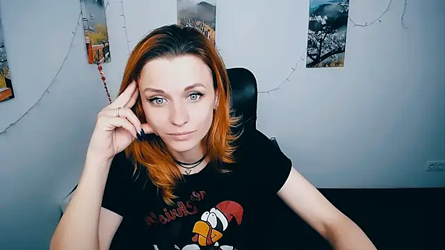 PeppyMia online show from May 7, 6:39 am