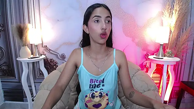 MilkyLally online show from November 3, 12:31 pm