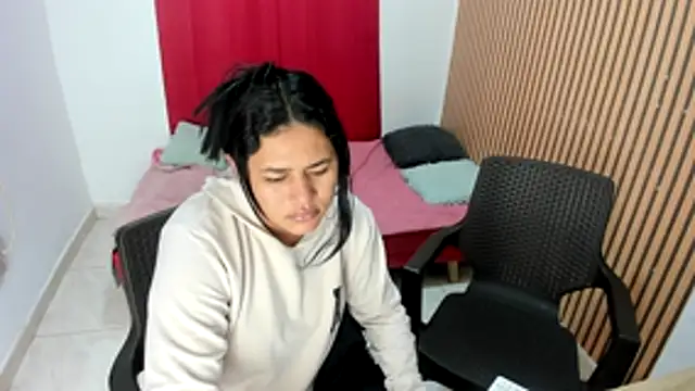 Tatihot69 online show from July 15, 6:18 am