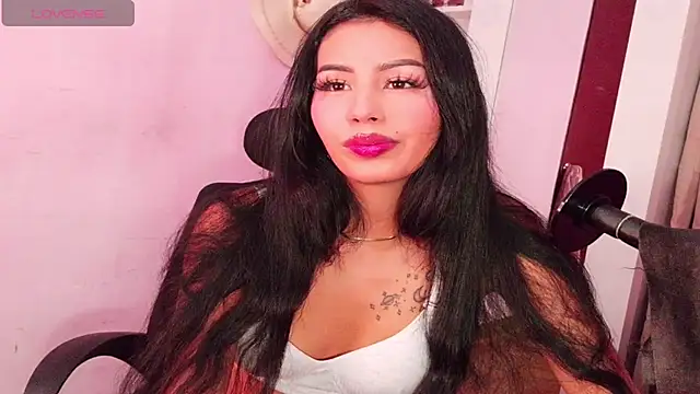 Miss Charlottet online show from July 10, 9:37 pm