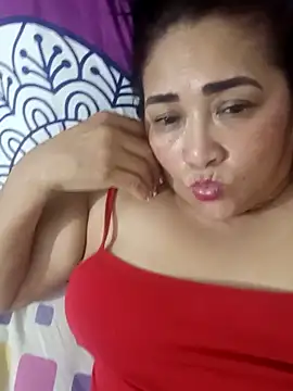 Snapshot of linda_luna29 chatting on September 12, 2:12 am linda luna29 online show from September 12, 2:12 am