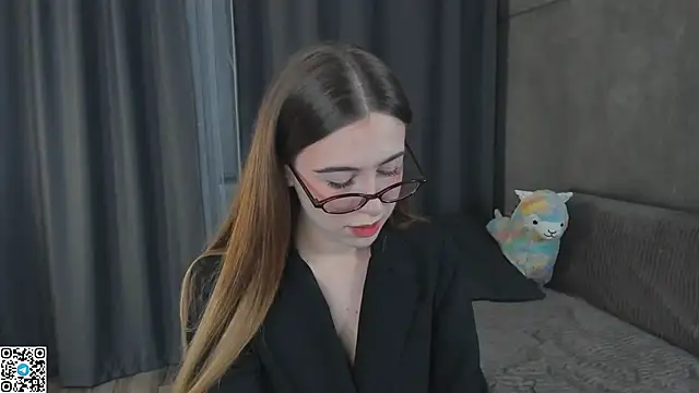 teasememore online show from October 19, 1:13 pm