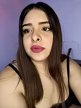 Snapshot of Nahomy_cm chatting on October 8, 8:24 pm Nahomy cm online show from October 8, 8:24 pm
