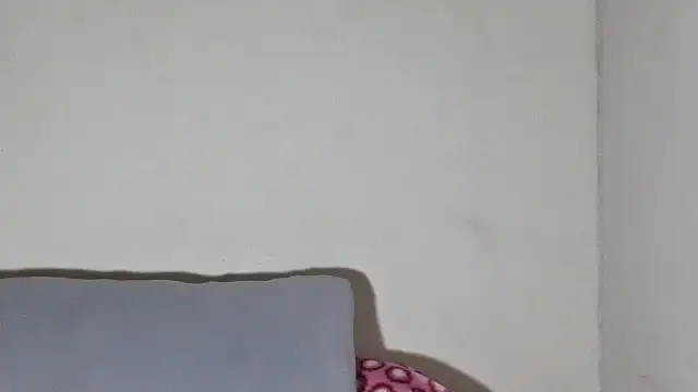 SexyBitchx01 online show from October 23, 4:35 pm