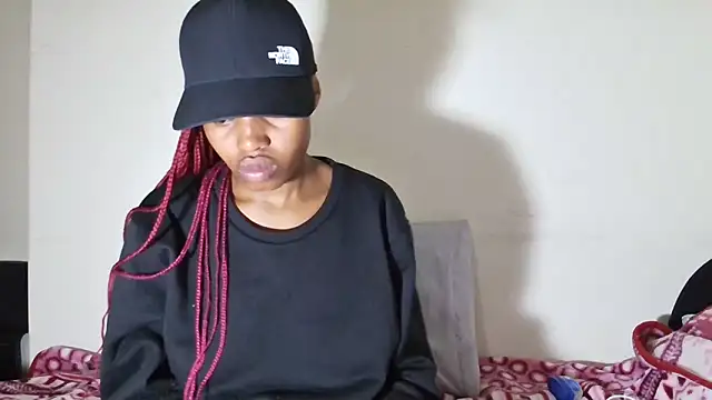 SexyBitchx01 online show from September 12, 4:03 pm