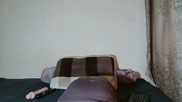 DarkChocox01 online show from November 22, 5:26 pm