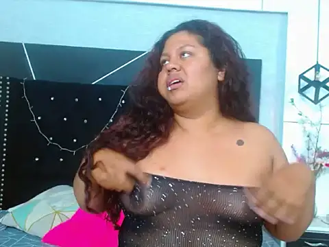 CloeStron online show from March 20, 5:18 pm