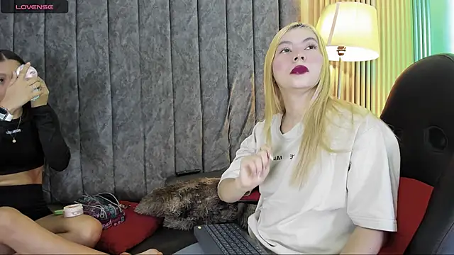 rubby lux online show from November 20, 1:12 pm