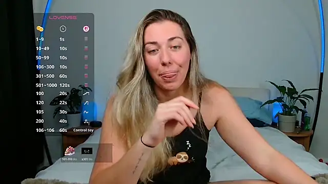 louiseberkeley online show from September 19, 1:43 pm