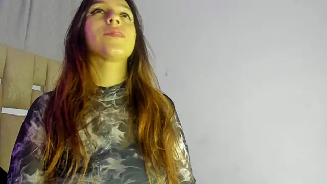 Snapshot of JulianaCarter chatting on October 15, 7:38 pm JulianaCarter online show from October 15, 7:38 pm