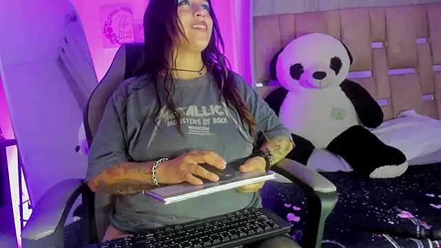 Snapshot of JulianaCarter chatting on September 10, 7:47 pm JulianaCarter online show from September 10, 7:47 pm