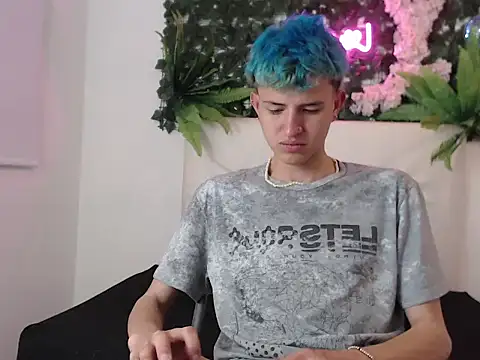 iam lukas   online show from October 12, 4:04 am