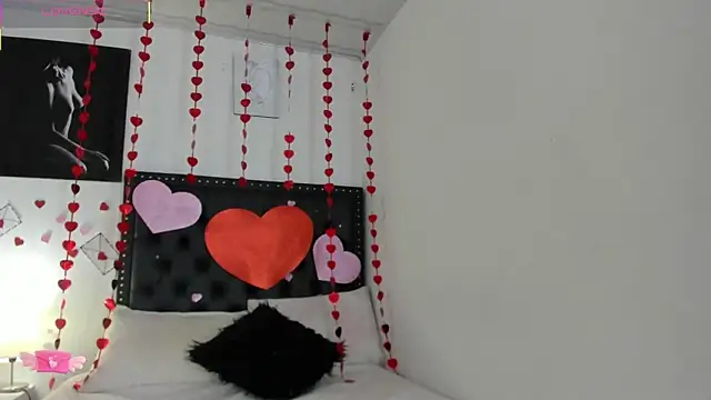 ScarlettVell online show from February 10, 7:39 pm