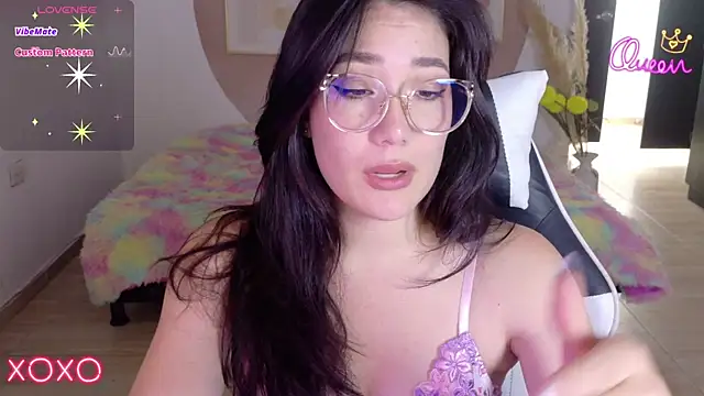 Eliih 01 online show from July 22, 6:53 pm