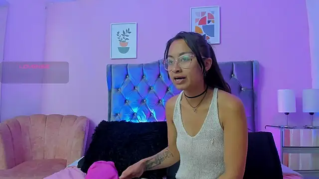 Snapshot of bravepetunia chatting on September 16, 12:13 pm bravepetunia online show from September 16, 12:13 pm