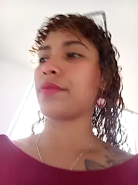 Vikyvoyeur online show from November 30, 8:02 pm