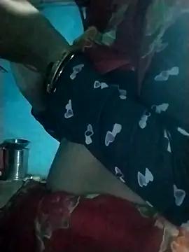 Hot-qwer online show from April 11, 9:29 pm