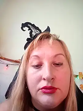 XHelenaX90 online show from October 14, 8:17 am