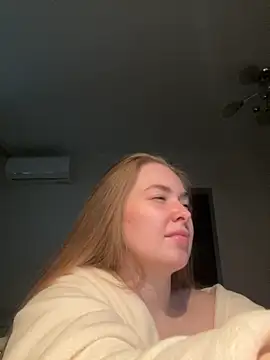 DeniMilkyyyyy online show from October 15, 4:31 pm